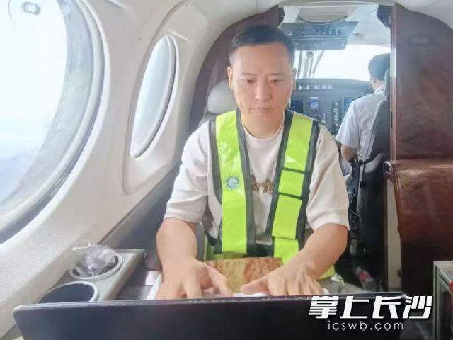 湖南今天下雨是人工降雨吗__湖南飞机坠毁无一人生还